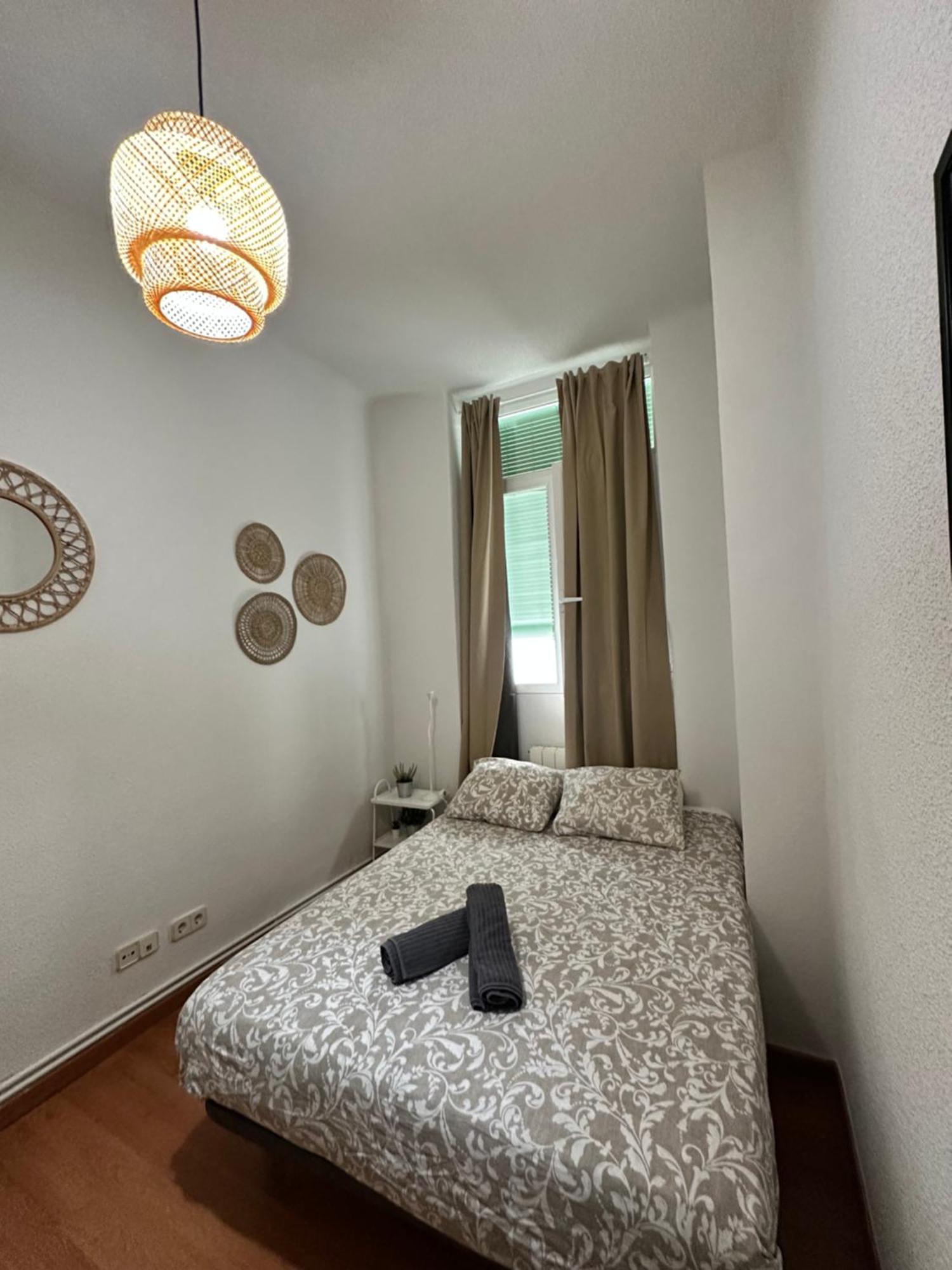 Fernan Gonzalez Street, Private Rooms — Photos 3